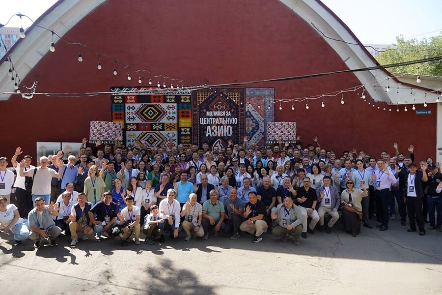 Encuentro de dirigentes evangélicos en Almaty, Kazajistán.